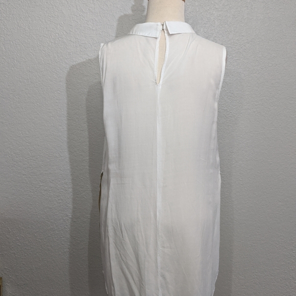 BCBG Tunic - Picture 4 of 5